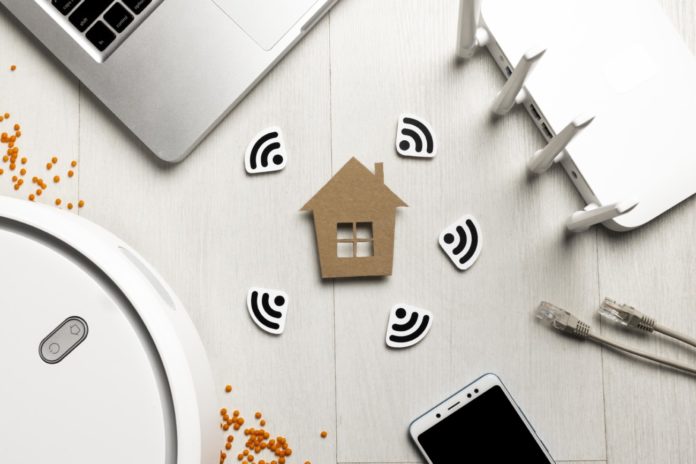 El router es un dispositivo que ofrecer una conexión WI-FI que envía información desde internet a los dispositivos personales